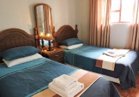 Blue Whale Lodge - Lobtailing Room_11